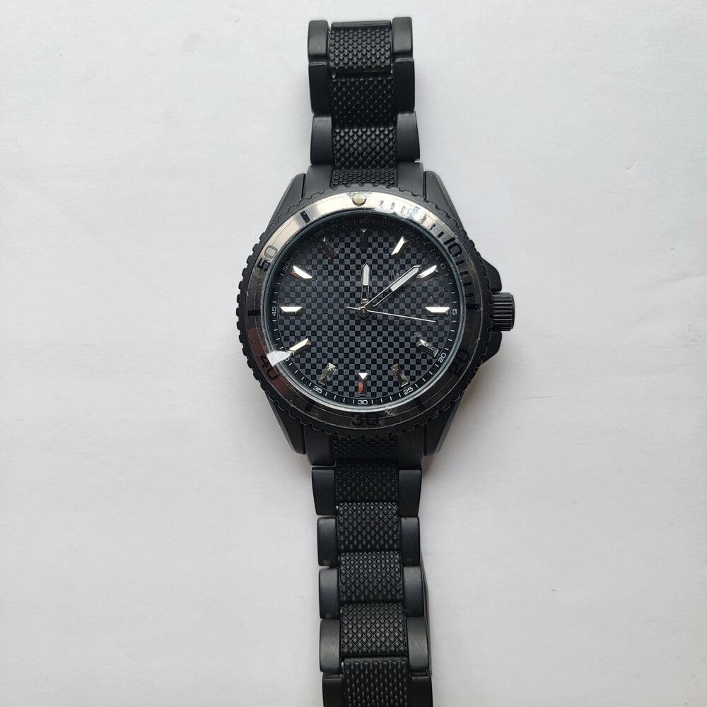 Mens Watch Black Dial Black Case 44mm Metal Bracelet Quartz Diver Sport